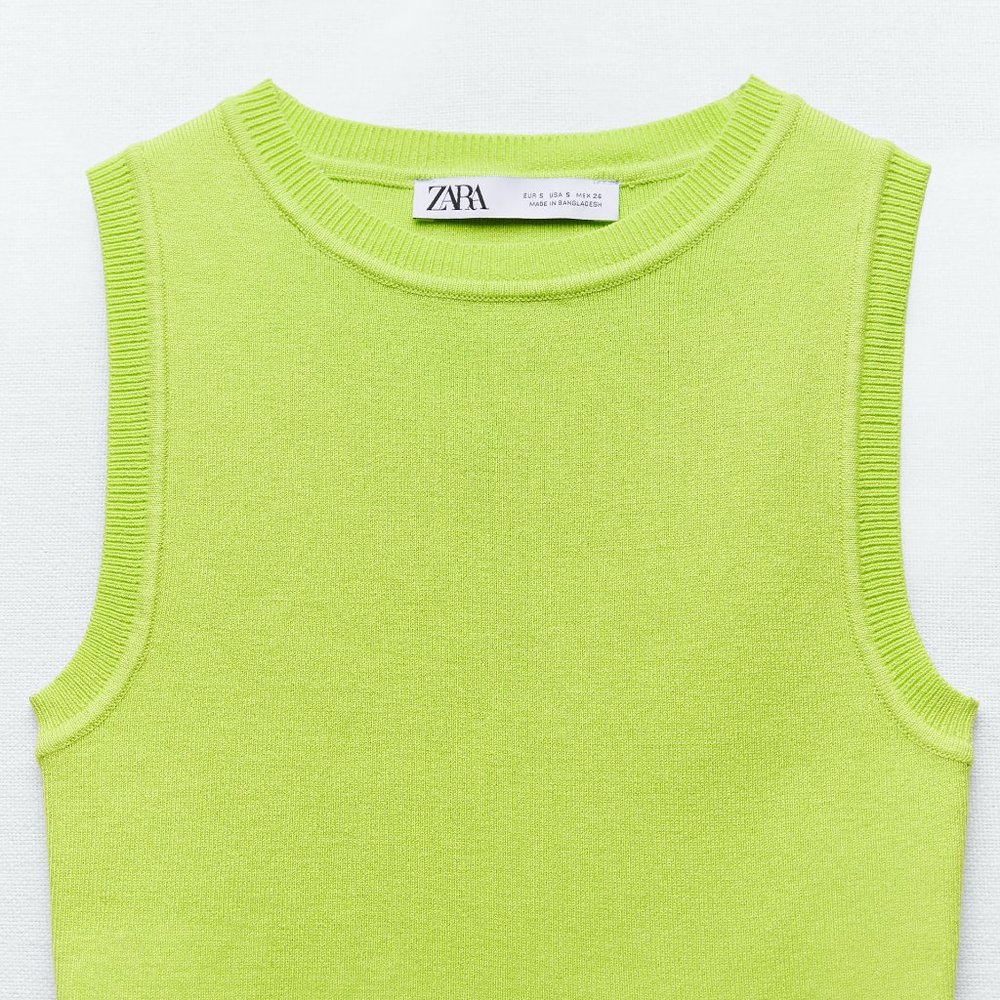 Zara Women's Green Cropped Knit Crop Top